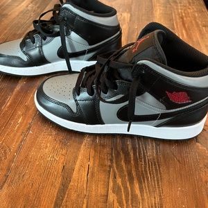 Youth size 6.5 Air Jordan’s. Worn once or twice.